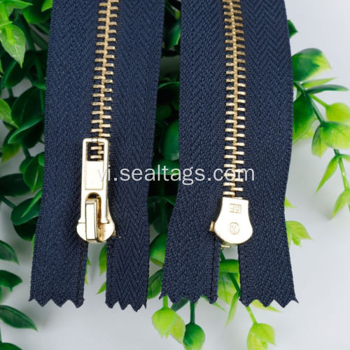 Nhiều màu răng đúc Zipper